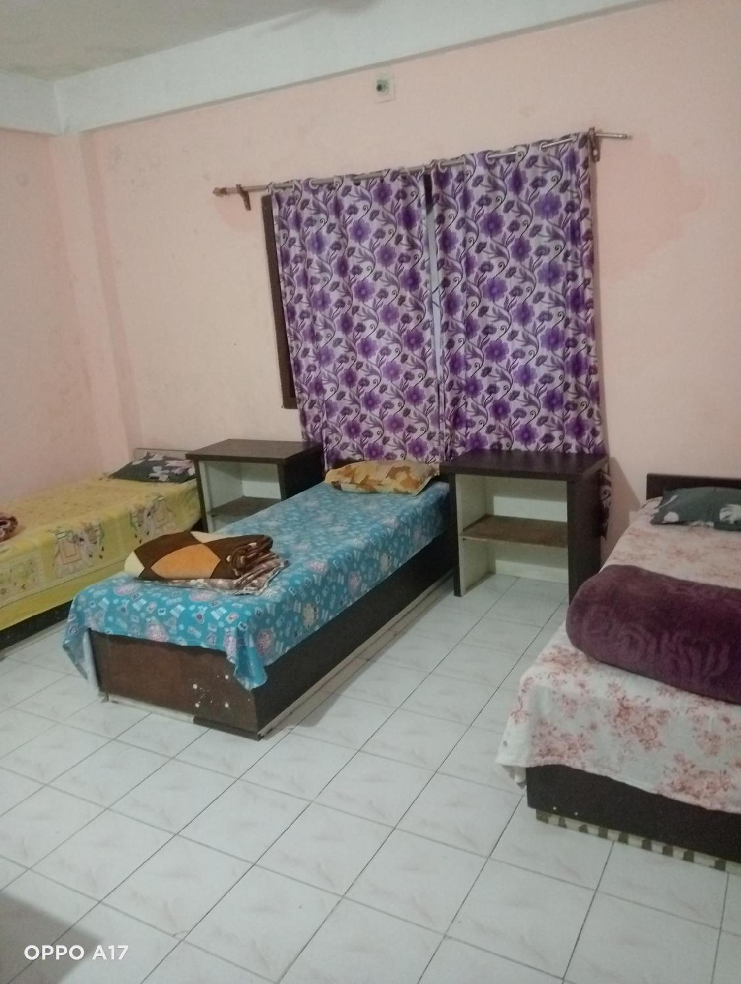 Swaroop Ashray Homestay Shiliguri Zimmer foto